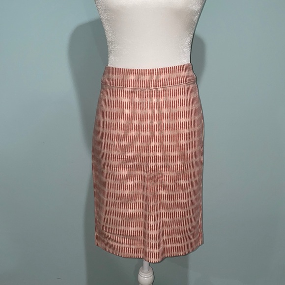 LOFT Skirt - Picture 1 of 8